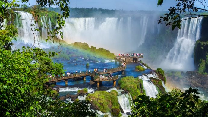 foz-do-iguau-brazilargentina-690x388.jpg