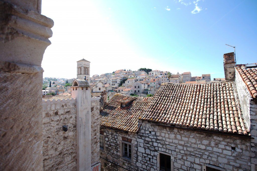 Hvar-is-also-one-of-the-two-most-famous-winemaking-zones-in-Croatia.jpg