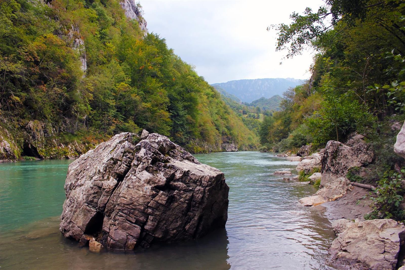 Tara-River-Montenegro-rafting.jpg