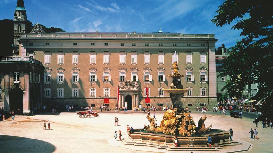 Residenzplatz3.jpg