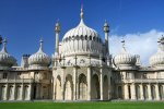 e-Royal-Pavilion-is-difficult-to-miss.-Located-in-the-center-of-Brighton-just-steps-from-the-sea.jpg