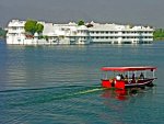 Lake-Pichola-is-one-of-the-most-popular-tourist-places-in-Rajasthan.jpg