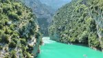 Verdon-Gorge-Gorges-du-Verdon-Grand-Canyon-du-Verdon-South-France-HD-videoturysta.jpg