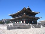 Gyeongbok-gung-palace-Seoul.jpg