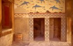 Knossos-in-the-Queens-megaron.jpg