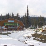 Displays-the-newly-built-Gulmarg-Gondala-150x150.jpg