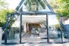 glass-lodge-81096.jpg