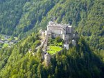 Hohen-werfern-castle.jpg