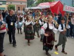 Folk-costumes-during-Guca-trumpet-festival-300x225.jpg